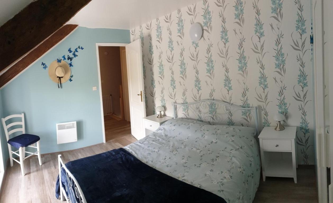 Charming Traditional 2-Bed Cottage Near Plémet Exterior foto